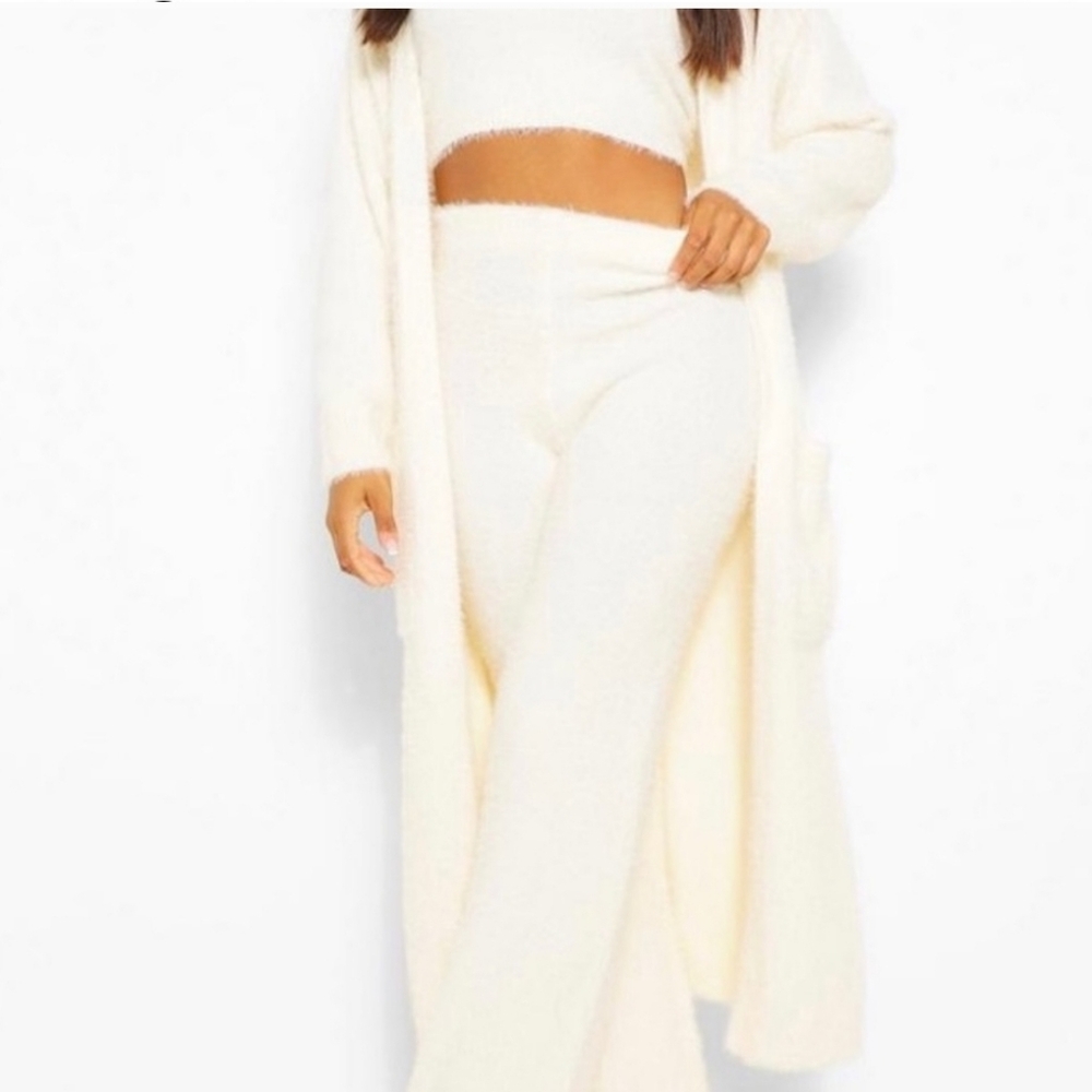Boohoo Cozy Cream Pants ♡